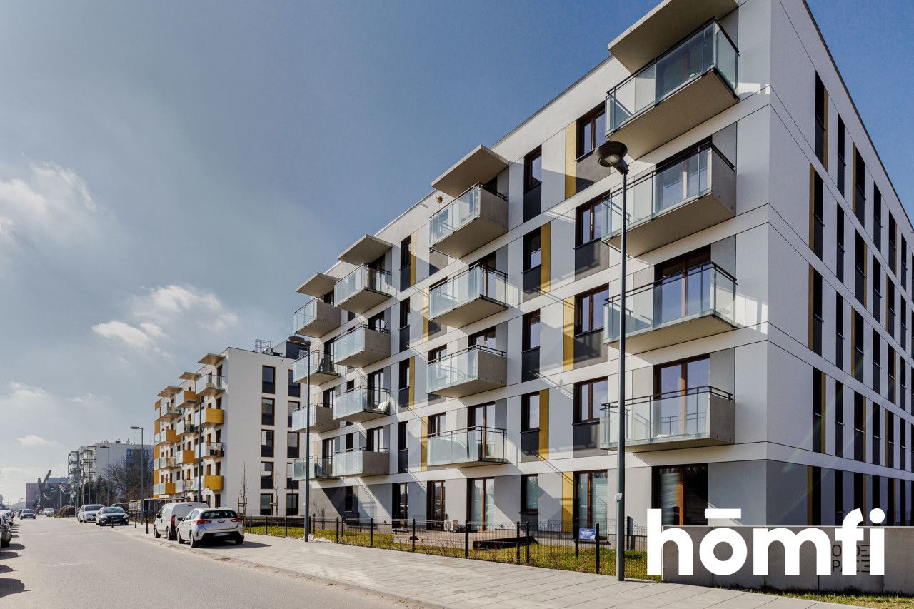 New 3-bedrooms apartment with great public transport and a garage - Apartment - Rent - Warszawa, Włochy