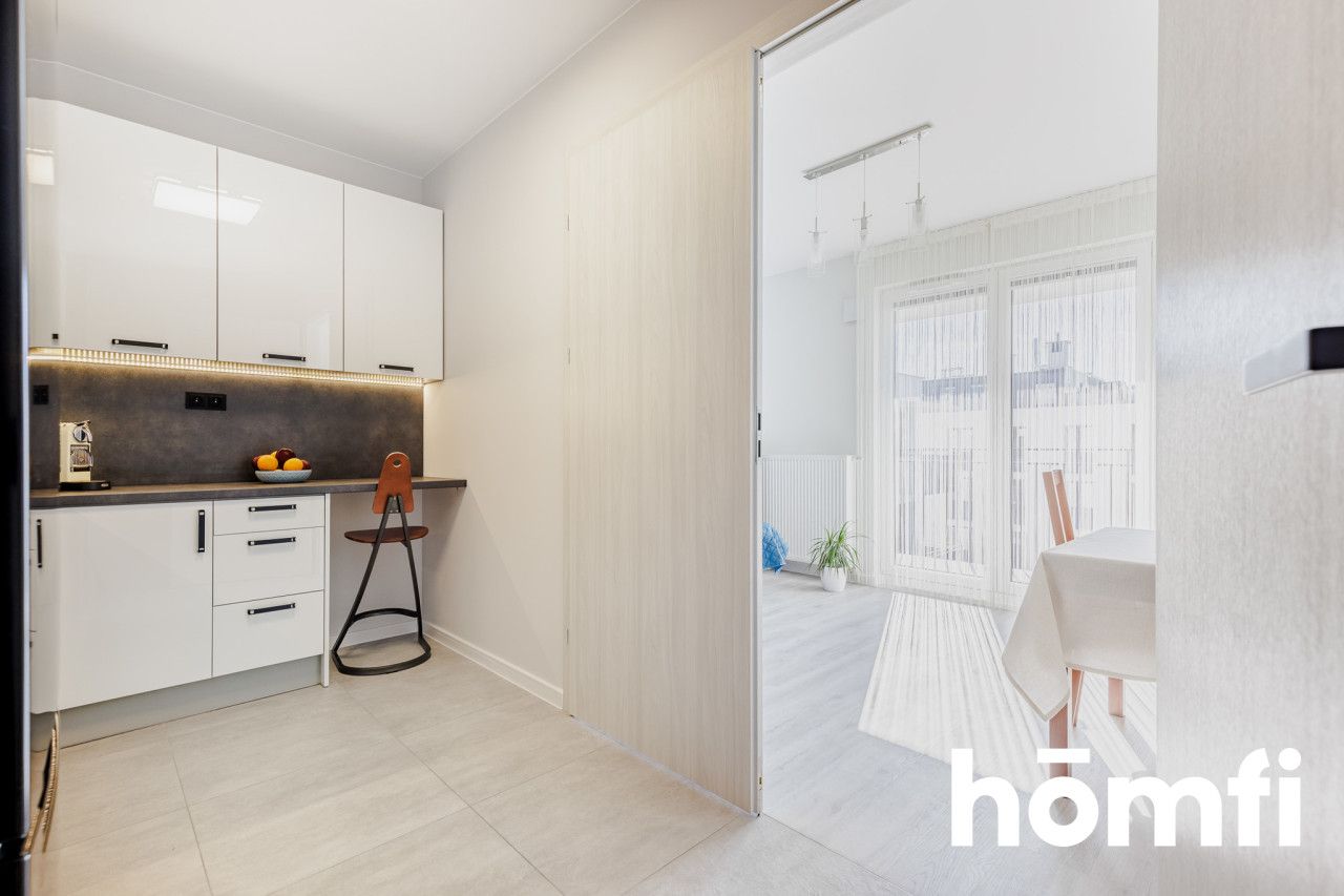 New 3-bedrooms apartment with great public transport and a garage - Apartment - Rent - Warszawa, Włochy