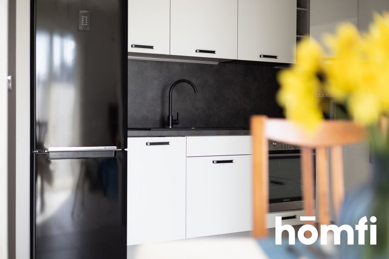 New 3-bedrooms apartment with great public transport and a garage - Apartment - Rent - Warszawa, Włochy