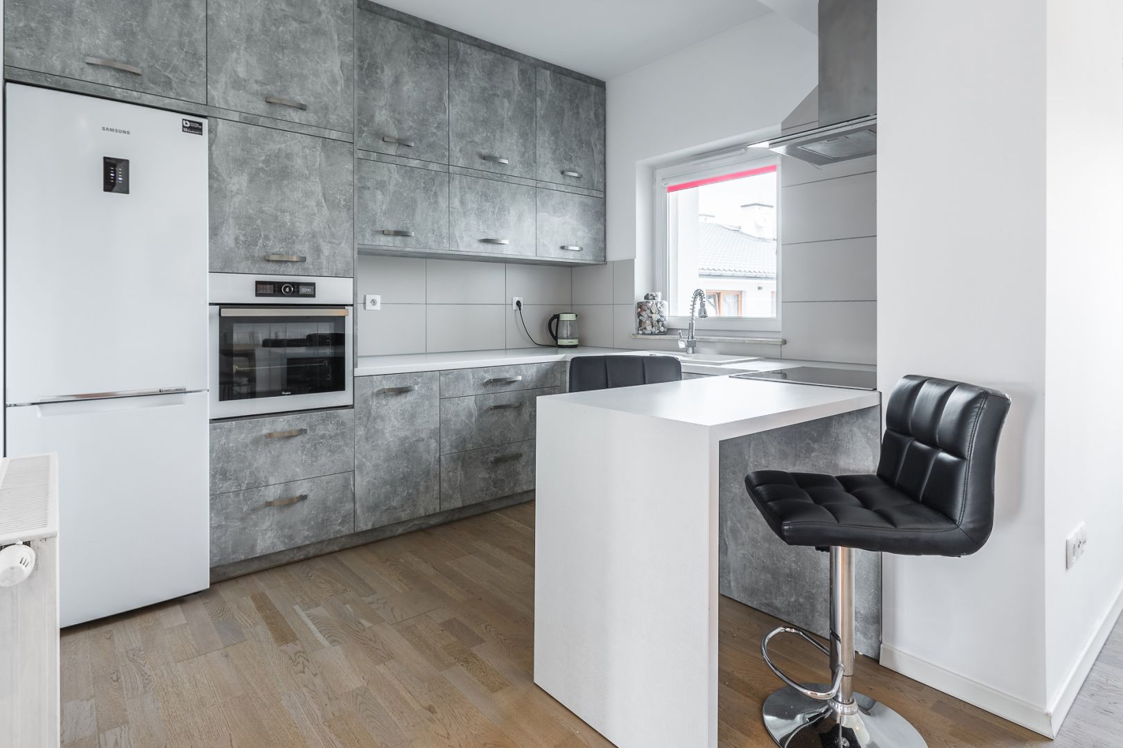 DO WYNAJĘCIA 3 POKOJOWE MIESZKANIE Z GARAŻEM - STRAŻACKA - Mieszkanie - Wynajem - Rzeszów, Drabinianka