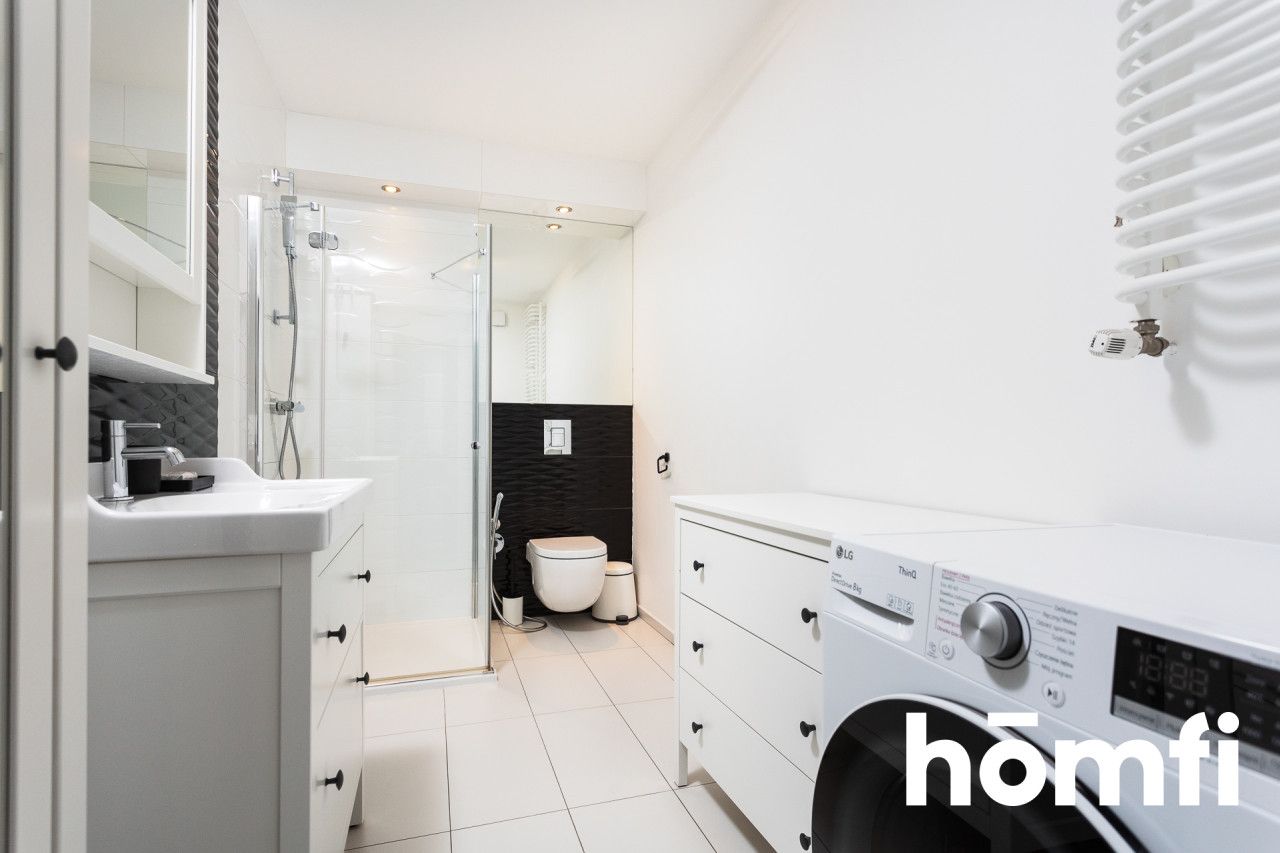 Bright, flat apartment for living or renting - Apartment - Sale - Kraków, Krowodrza / Górka Narodowa