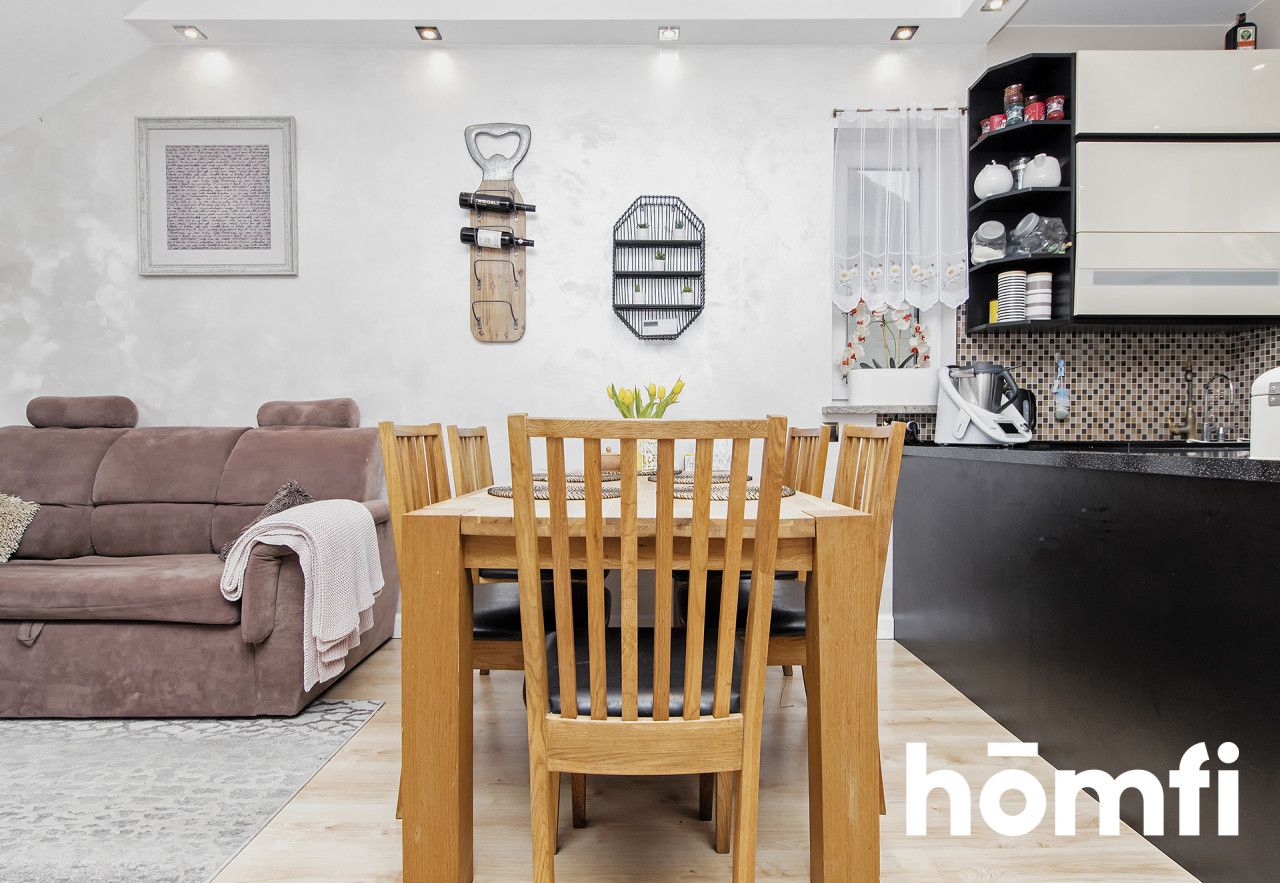 A spacious 4-room apartment with a balcony, a garage and a garden by the lake! - Apartment - Sale - Poznański, Mosina / Czapury