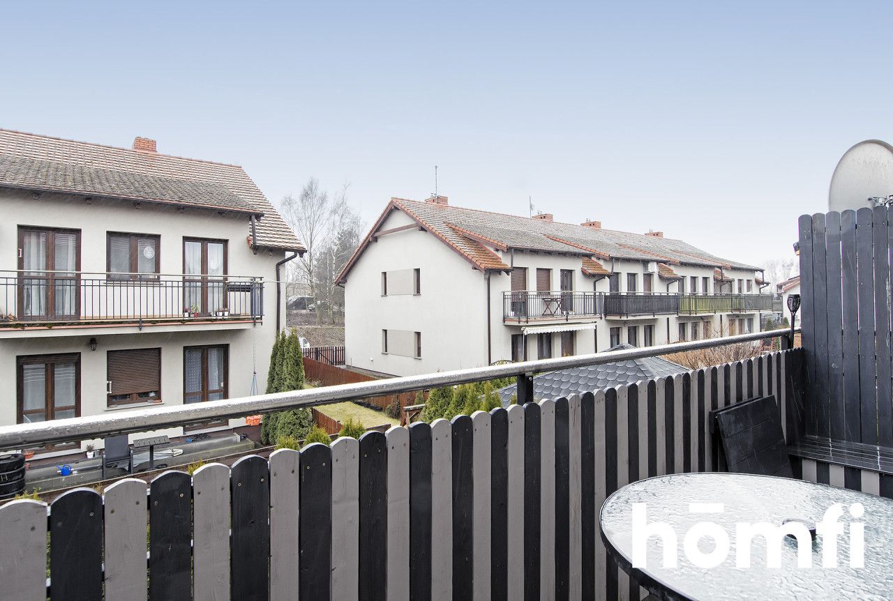 A spacious 4-room apartment with a balcony, a garage and a garden by the lake! - Apartment - Sale - Poznański, Mosina / Czapury