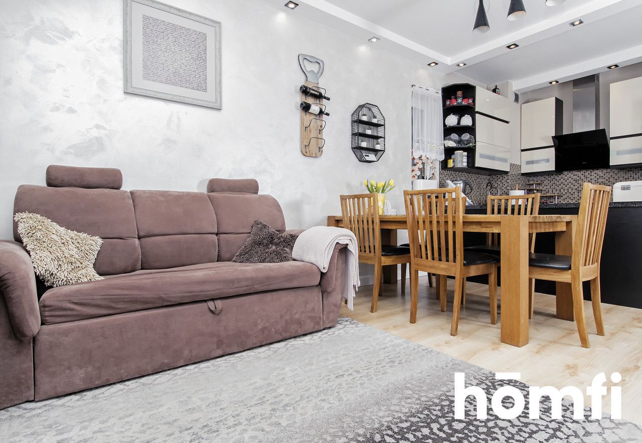 A spacious 4-room apartment with a balcony, a garage and a garden by the lake! - Apartment - Sale - Poznański, Mosina / Czapury