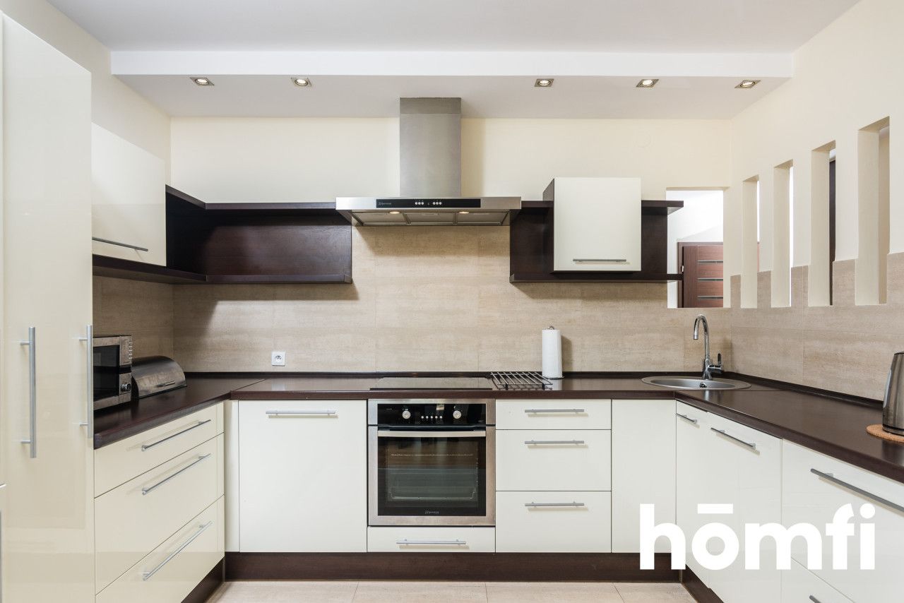 Przestronne 3-pokojowe mieszkanie z garażem i komórką lokatorską (ul.Podedworze) - Mieszkanie - Wynajem - Kraków, Podgórze Duchackie