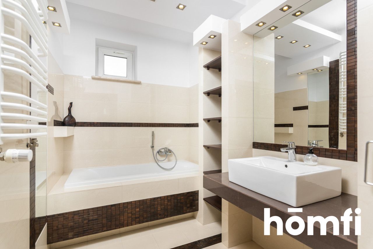 Przestronne 3-pokojowe mieszkanie z garażem i komórką lokatorską (ul.Podedworze) - Mieszkanie - Wynajem - Kraków, Podgórze Duchackie