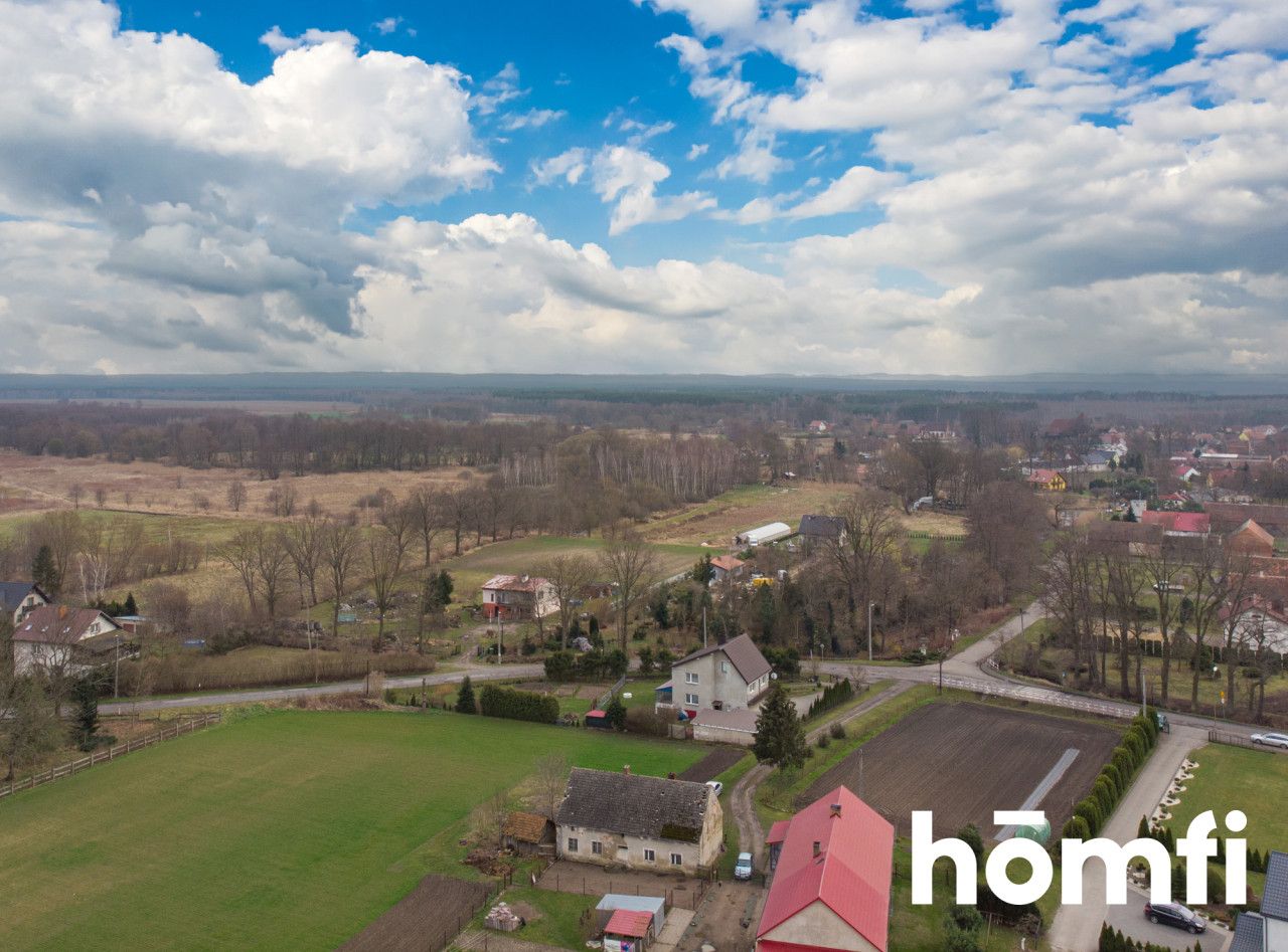 Plot and house with potential - House - Sale - Trzebnicki, Trzebnica / Kuźniczysko