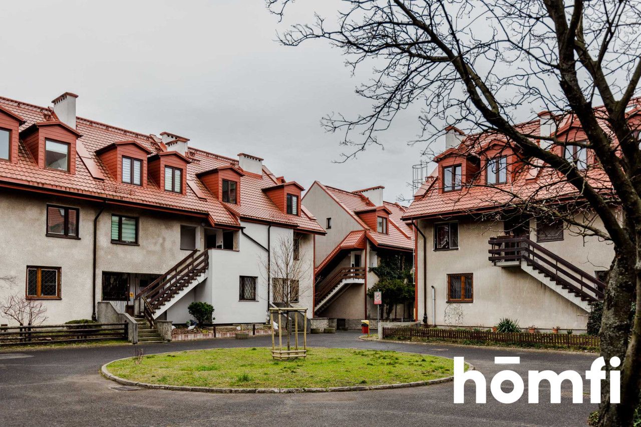 A house with 4 rooms and a garden in a guarded housing estate - Apartment - Rent - Warszawa, Białołęka / Tarchomin