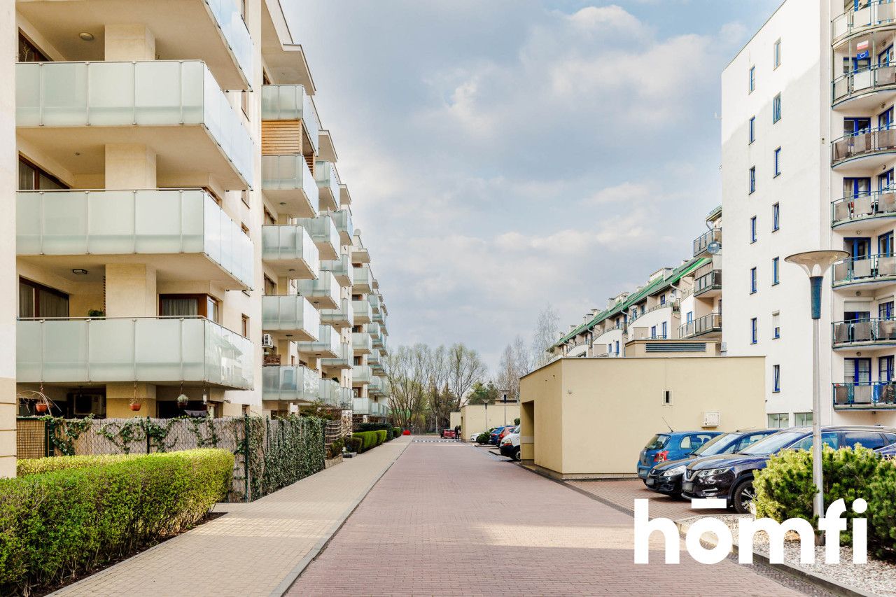 Comfortable and spacious apartment at metro Bemowo - Apartment - Rent - Warszawa, Bemowo / Stare Górce