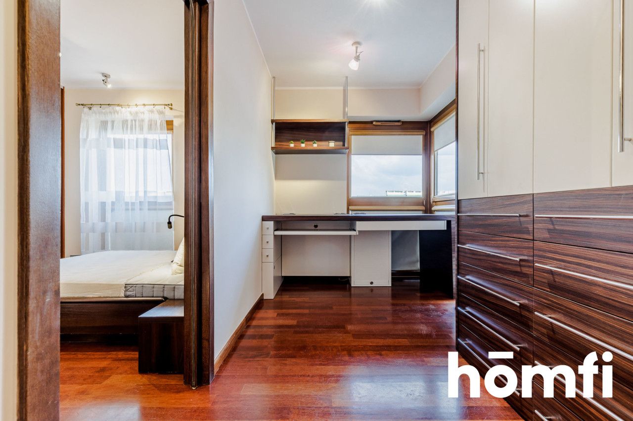 Comfortable and spacious apartment at metro Bemowo - Apartment - Rent - Warszawa, Bemowo / Stare Górce