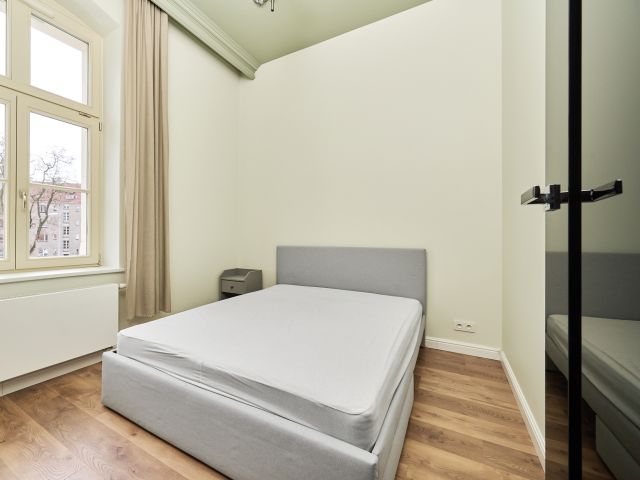 Studio apartment in Castle, Ogrody Graua - Apartment - Rent - Wrocław, Śródmieście / Plac Grunwaldzki