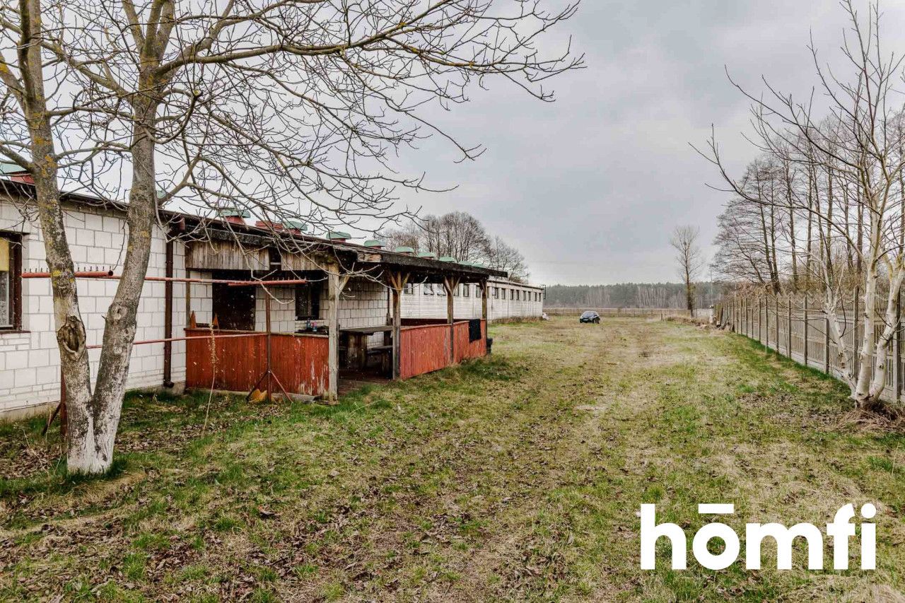 Plot with a hall and a house for sale in Wieliszew - Комерційне приміщення - Продаж - Legionowski, Wieliszew