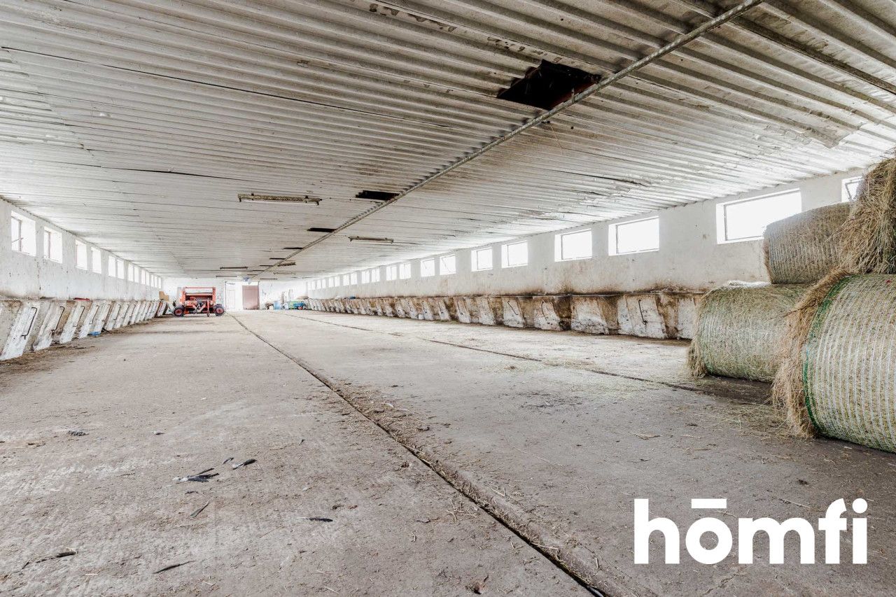 Plot with a hall and a house for sale in Wieliszew - Комерційне приміщення - Продаж - Legionowski, Wieliszew