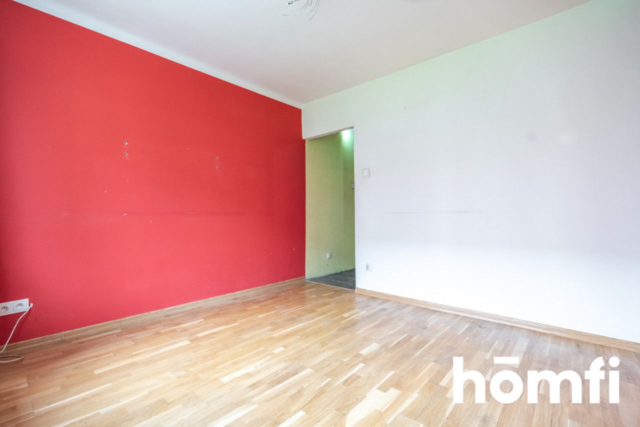 BRIGHT TWO-ROOM APARTMENT WITH SEPARATE KITCHEN - Apartment - Sale - Radom, Borki