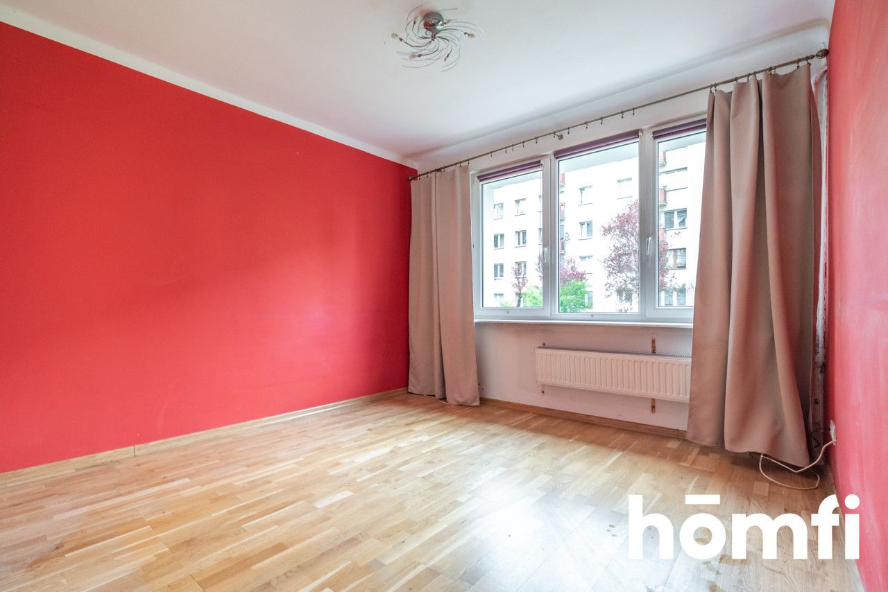 BRIGHT TWO-ROOM APARTMENT WITH SEPARATE KITCHEN - Apartment - Sale - Radom, Borki
