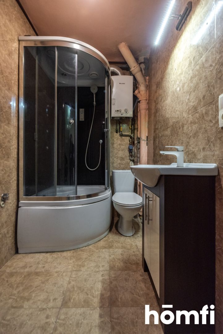 BRIGHT TWO-ROOM APARTMENT WITH SEPARATE KITCHEN - Apartment - Sale - Radom, Borki