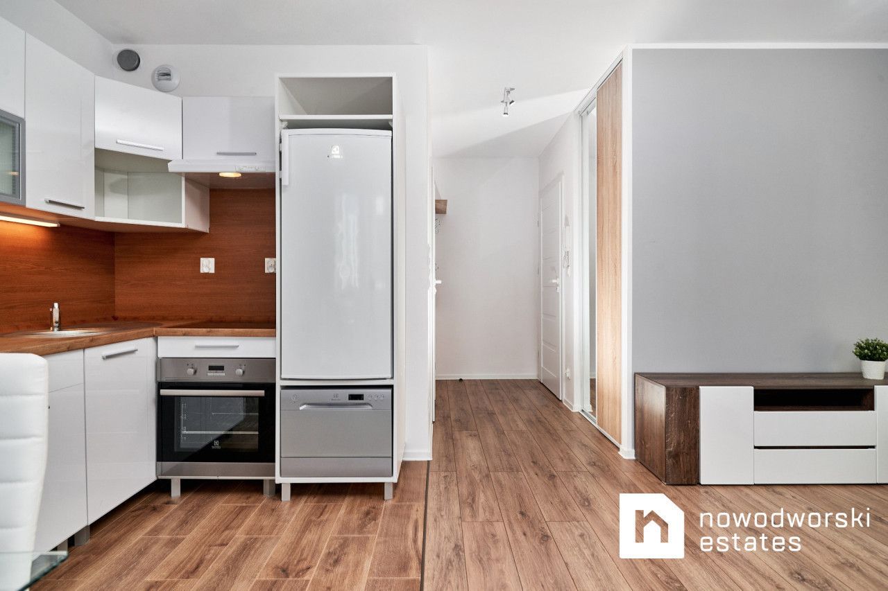 Kawalerka 32m2 z balkonem blisko Magnolia Park - Mieszkanie - Wynajem - Wrocław, Fabryczna / Gądów Mały