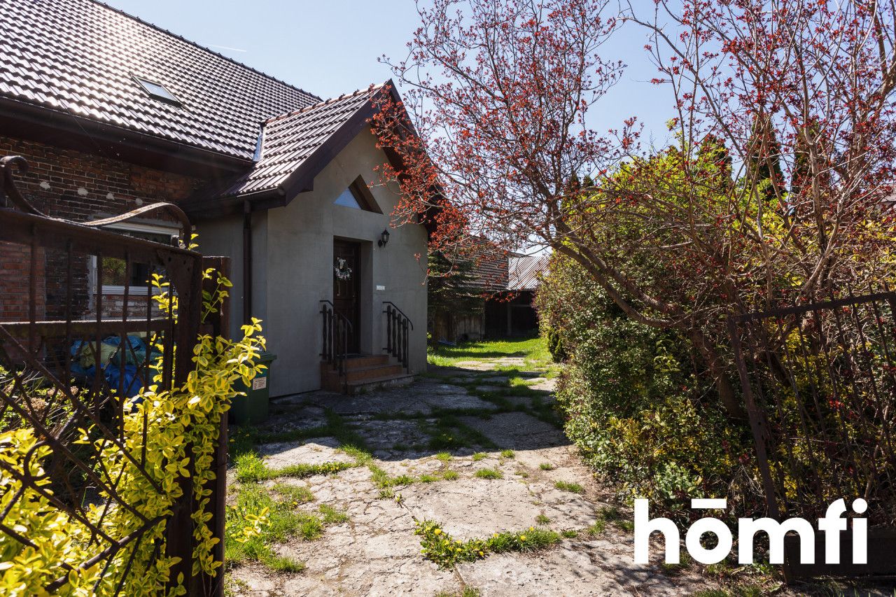 Property in Czułów + 2 buildings - House - Sale - Krakowski, Liszki / Czułów