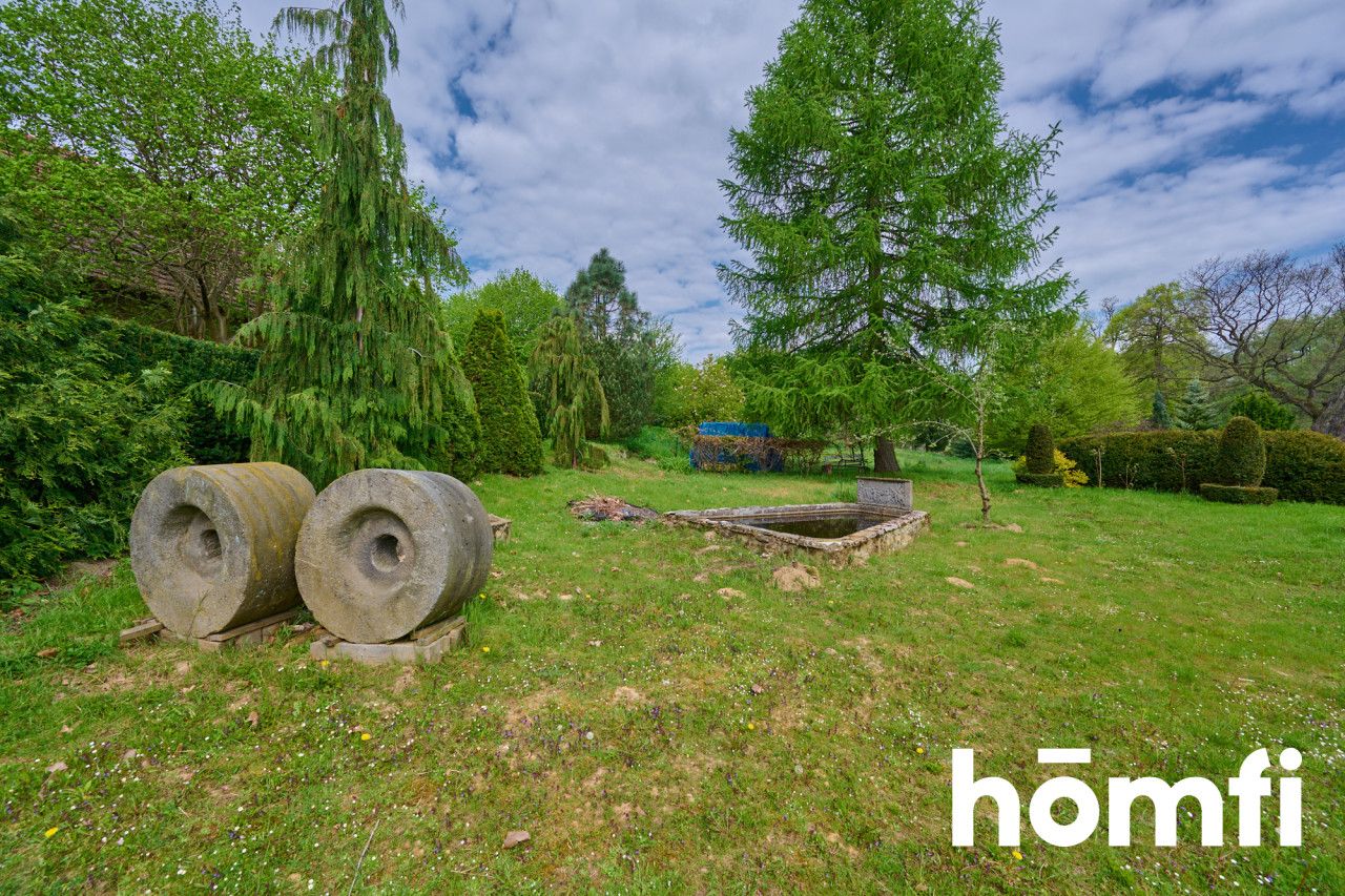 WYJĄTKOWY, RENESANSOWY DWÓR Z PARKIEM I STAWEM - Dom - Sprzedaż - Wrocławski, Długołęka / Zaprężyn
