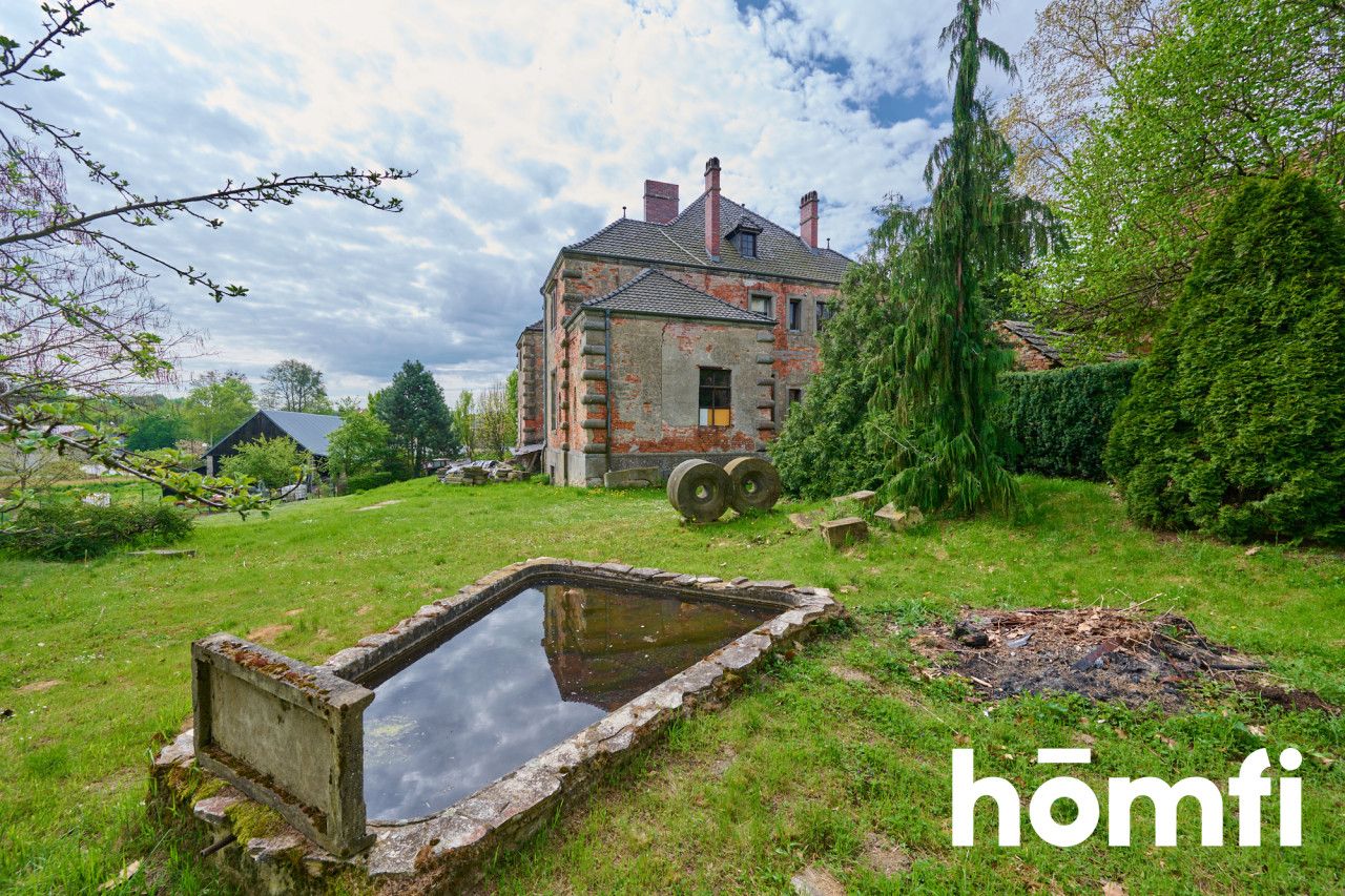 WYJĄTKOWY, RENESANSOWY DWÓR Z PARKIEM I STAWEM - Dom - Sprzedaż - Wrocławski, Długołęka / Zaprężyn
