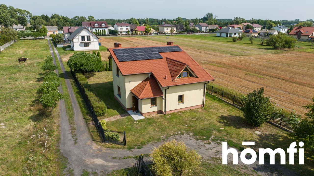 An energy-efficient and spacious house near Radom, and a 1900 m2 plot - Дім - Продаж - Radomski, Gózd / Kiedrzyn
