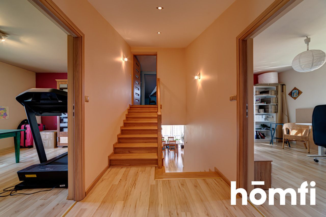 An energy-efficient and spacious house near Radom, and a 1900 m2 plot - Дім - Продаж - Radomski, Gózd / Kiedrzyn