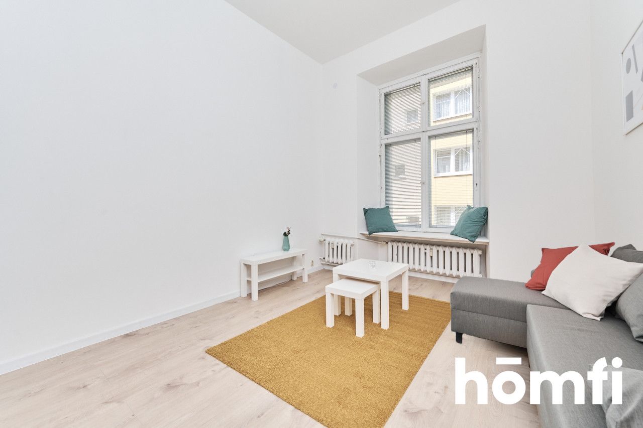 Duża kawalerka z osobną kuchnią i antresolą blisko Rynku - Mieszkanie - Wynajem - Wrocław, Stare Miasto