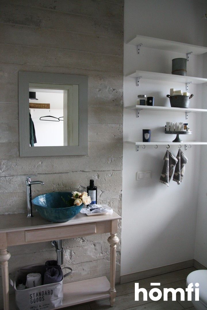 Na sprzedaż! Wyjątkowy dom z pięknym ogrodem i przestronną działką! - Dom - Sprzedaż - Poznański, Komorniki