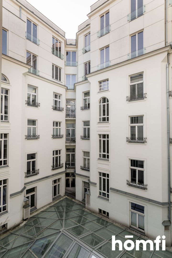 A unique apartment at Poznańska Street - Apartment - Rent - Warszawa, Śródmieście