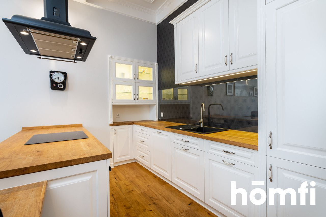 A unique apartment at Poznańska Street - Apartment - Rent - Warszawa, Śródmieście