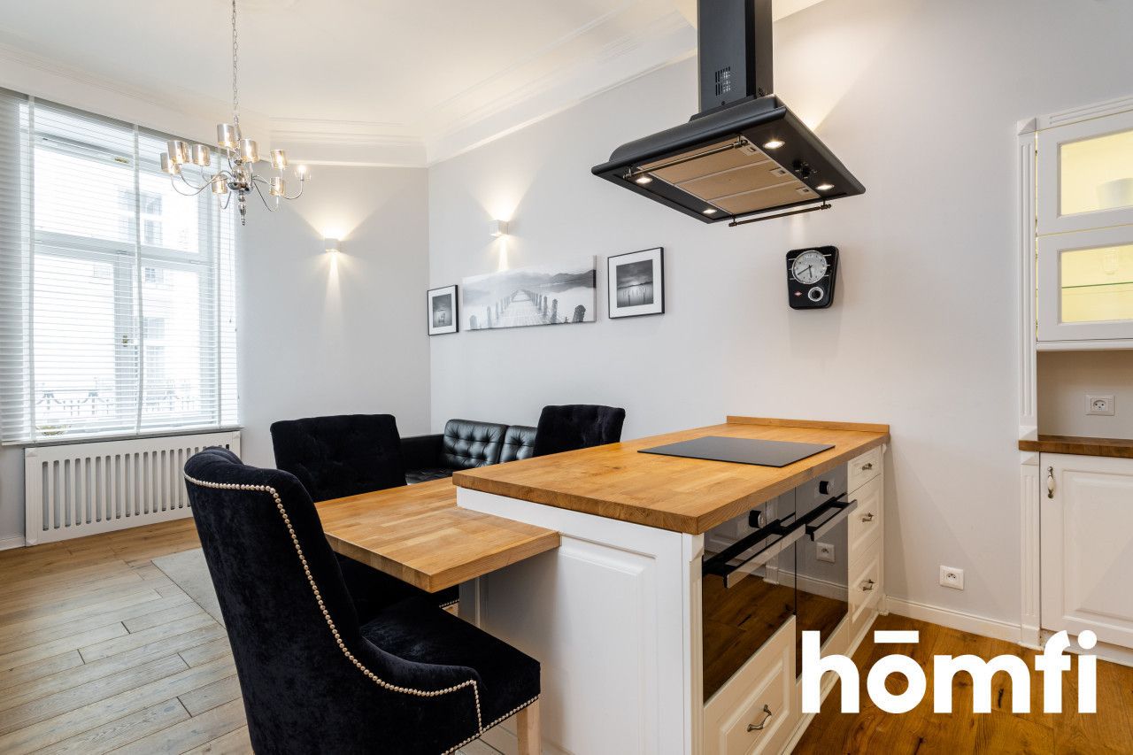 A unique apartment at Poznańska Street - Apartment - Rent - Warszawa, Śródmieście