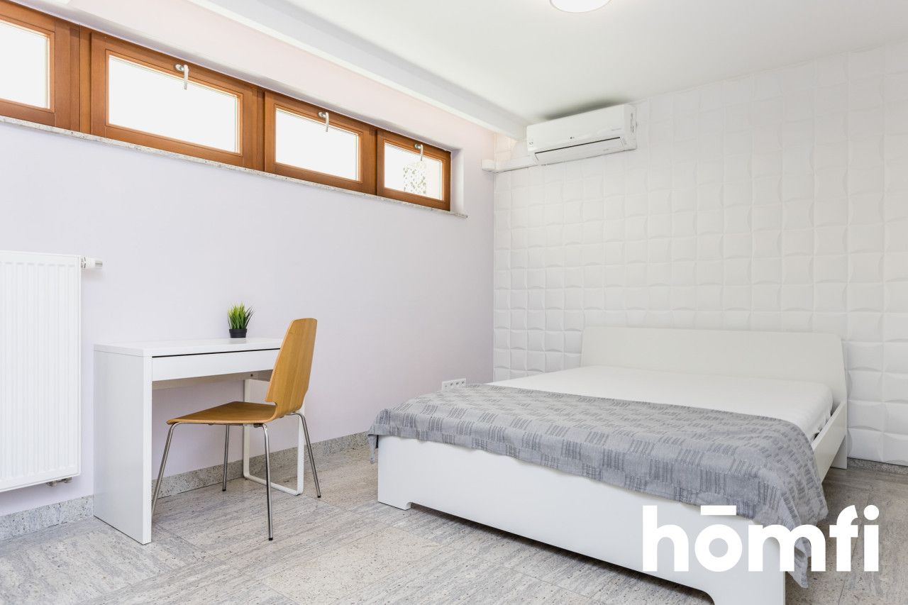 a spacious studio in a great location - Apartment - Rent - Warszawa, Wola