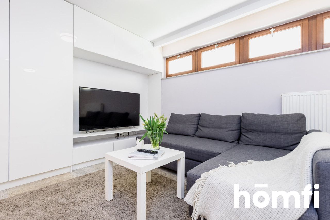 a spacious studio in a great location - Apartment - Rent - Warszawa, Wola