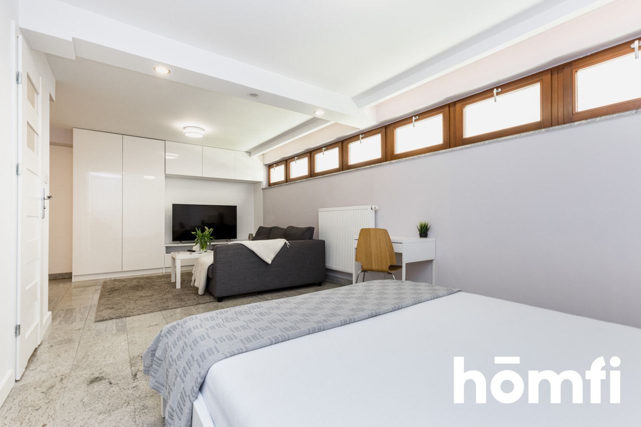 a spacious studio in a great location - Apartment - Rent - Warszawa, Wola