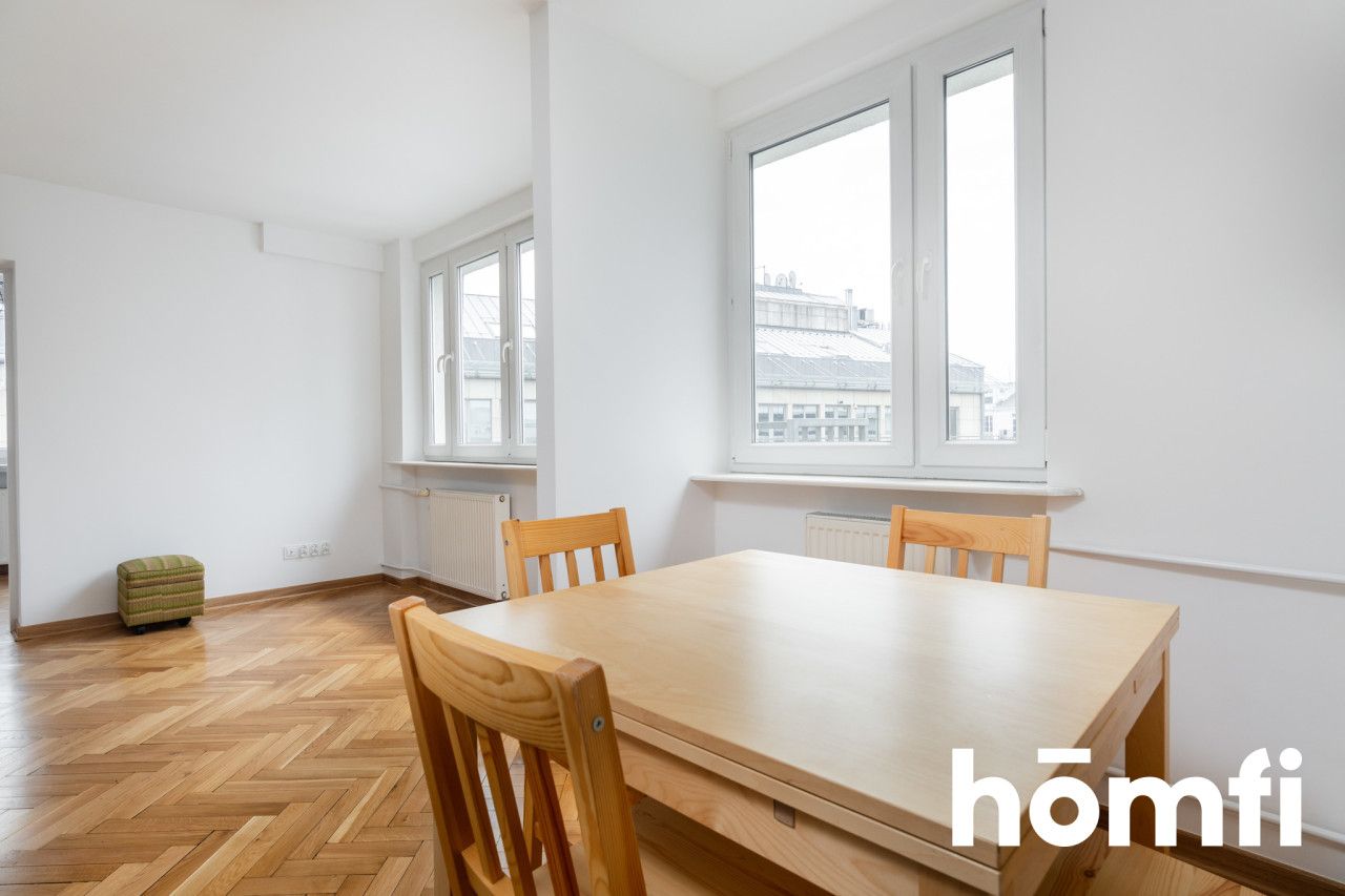 THREE-ROOM APARTMENT AT PLAC TRZECH KRZYŻY - Apartment - Rent - Warszawa, Śródmieście