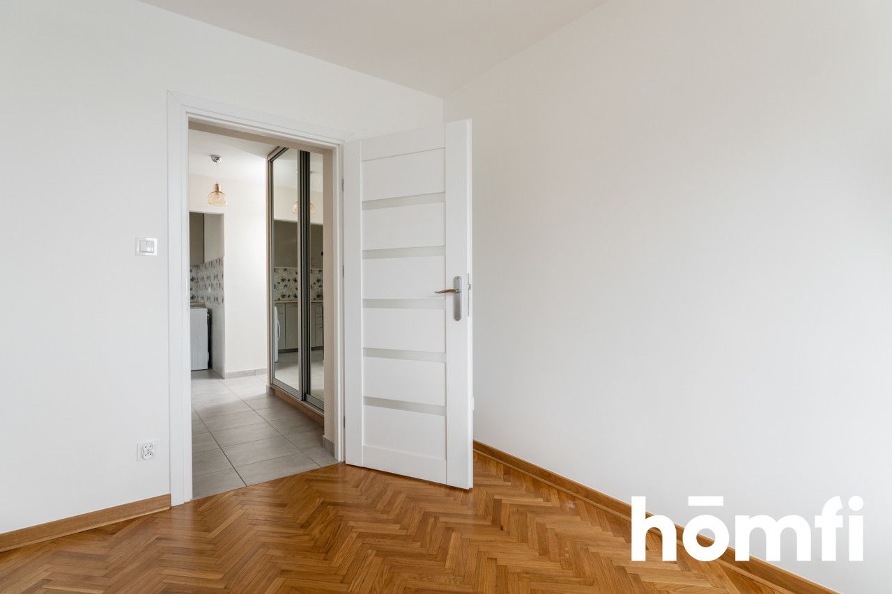 THREE-ROOM APARTMENT AT PLAC TRZECH KRZYŻY - Apartment - Rent - Warszawa, Śródmieście