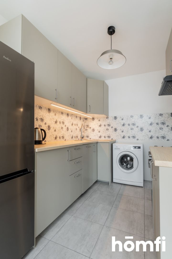 THREE-ROOM APARTMENT AT PLAC TRZECH KRZYŻY - Apartment - Rent - Warszawa, Śródmieście