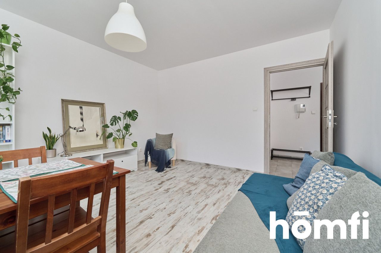 Distributed 2 rooms, separate kitchen and balcony - Apartment - Sale - Wrocław, Krzyki / Tarnogaj