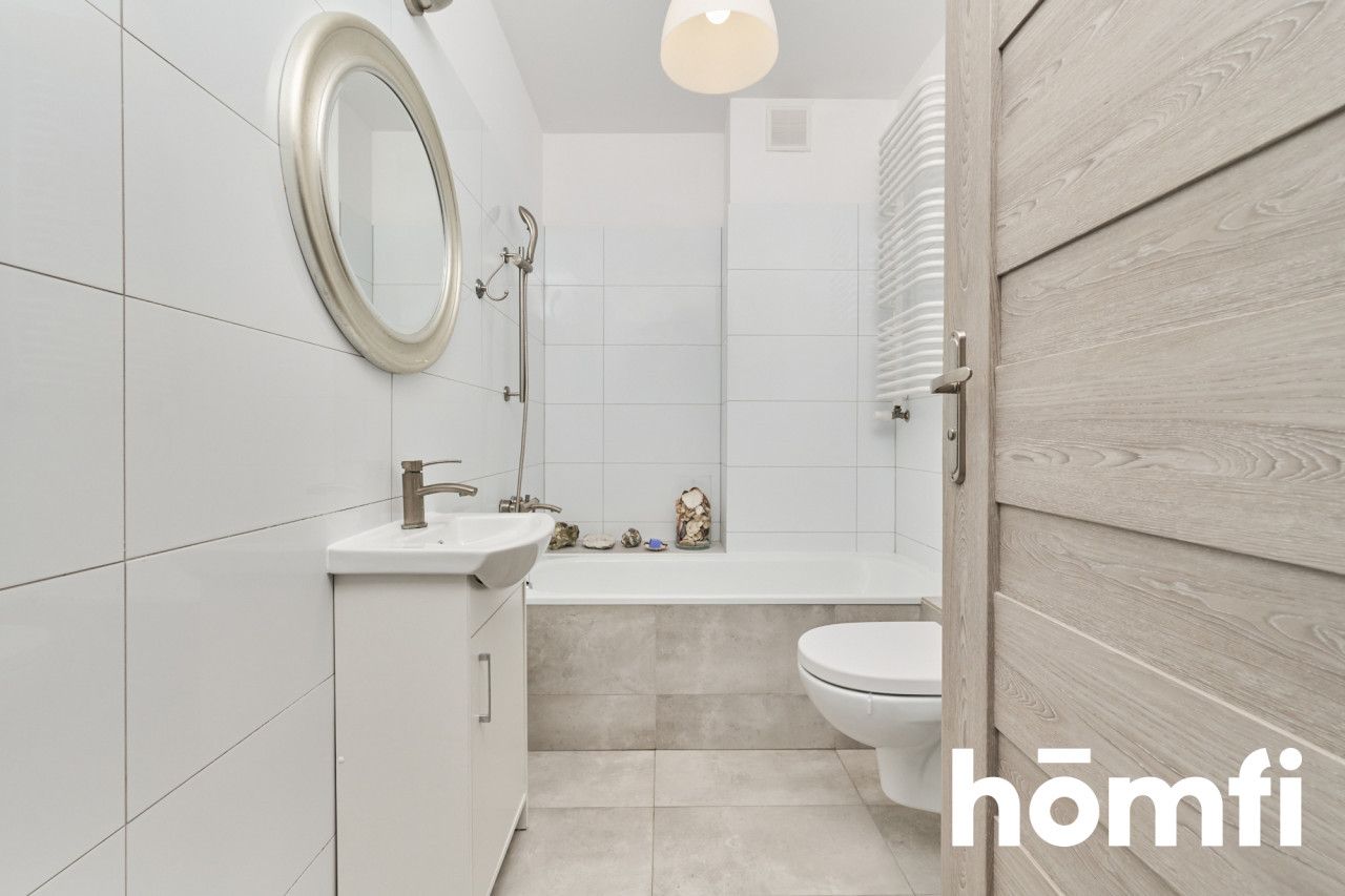 Distributed 2 rooms, separate kitchen and balcony - Apartment - Sale - Wrocław, Krzyki / Tarnogaj