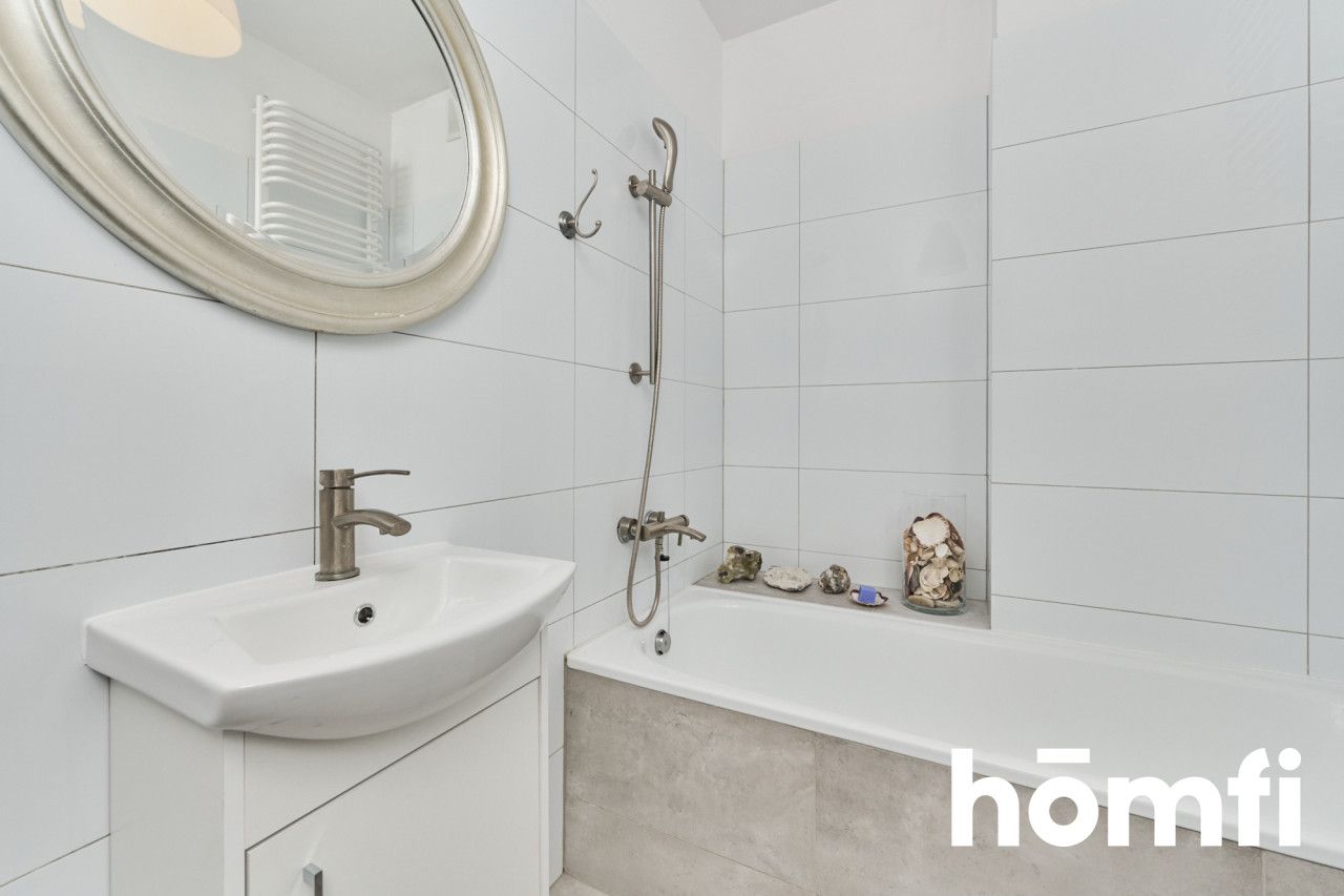 Distributed 2 rooms, separate kitchen and balcony - Apartment - Sale - Wrocław, Krzyki / Tarnogaj