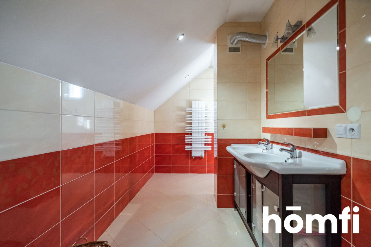 Atrakcyjny dom w Parznicach - Dom - Sprzedaż - Radomski, Kowala / Parznice