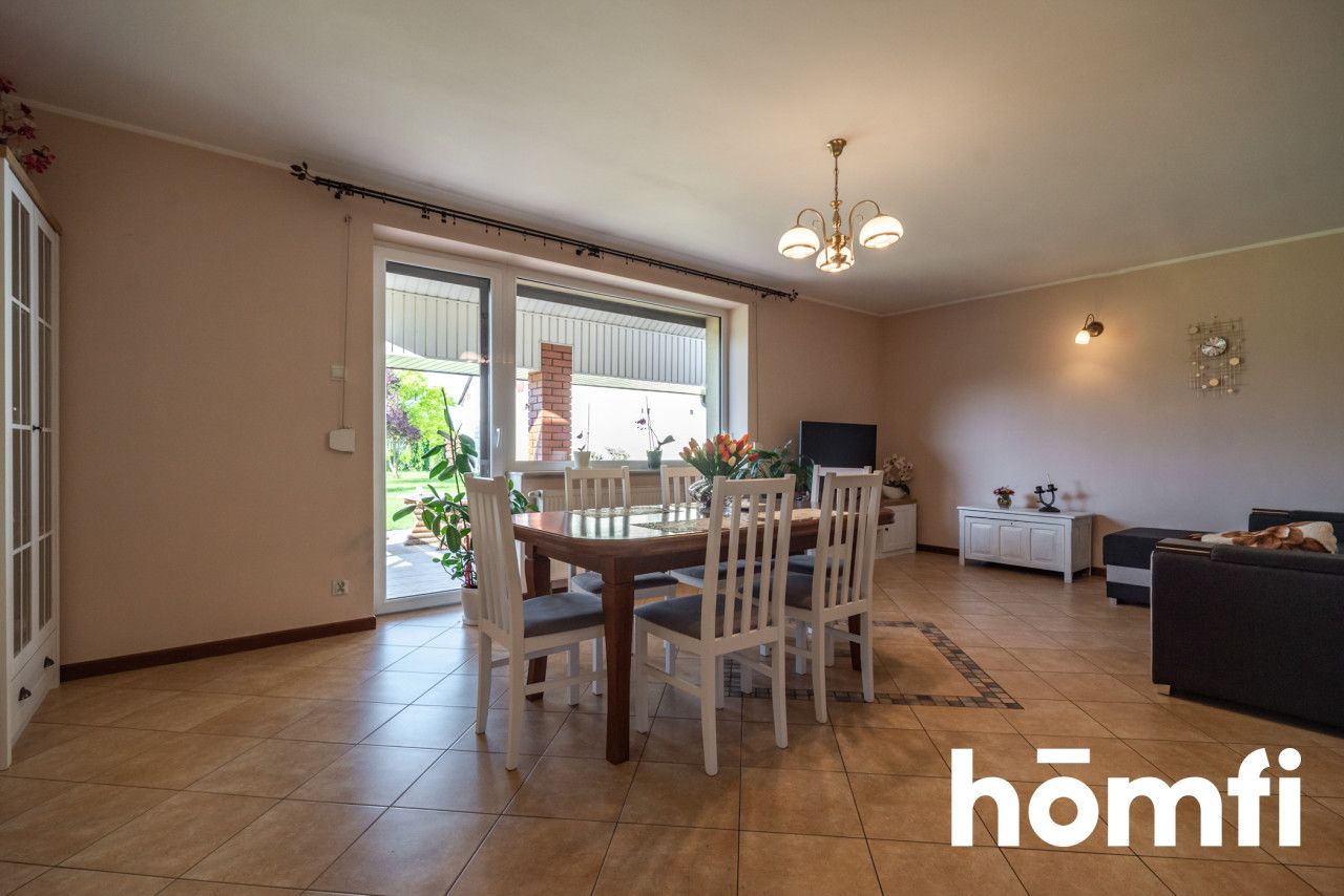 Atrakcyjny dom w Parznicach - Dom - Sprzedaż - Radomski, Kowala / Parznice