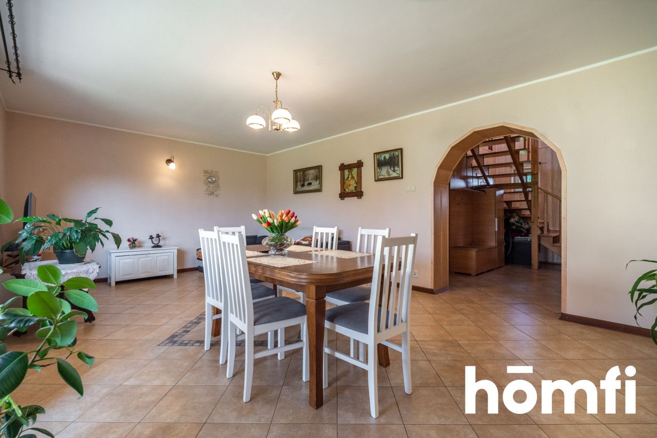 Atrakcyjny dom w Parznicach - Dom - Sprzedaż - Radomski, Kowala / Parznice