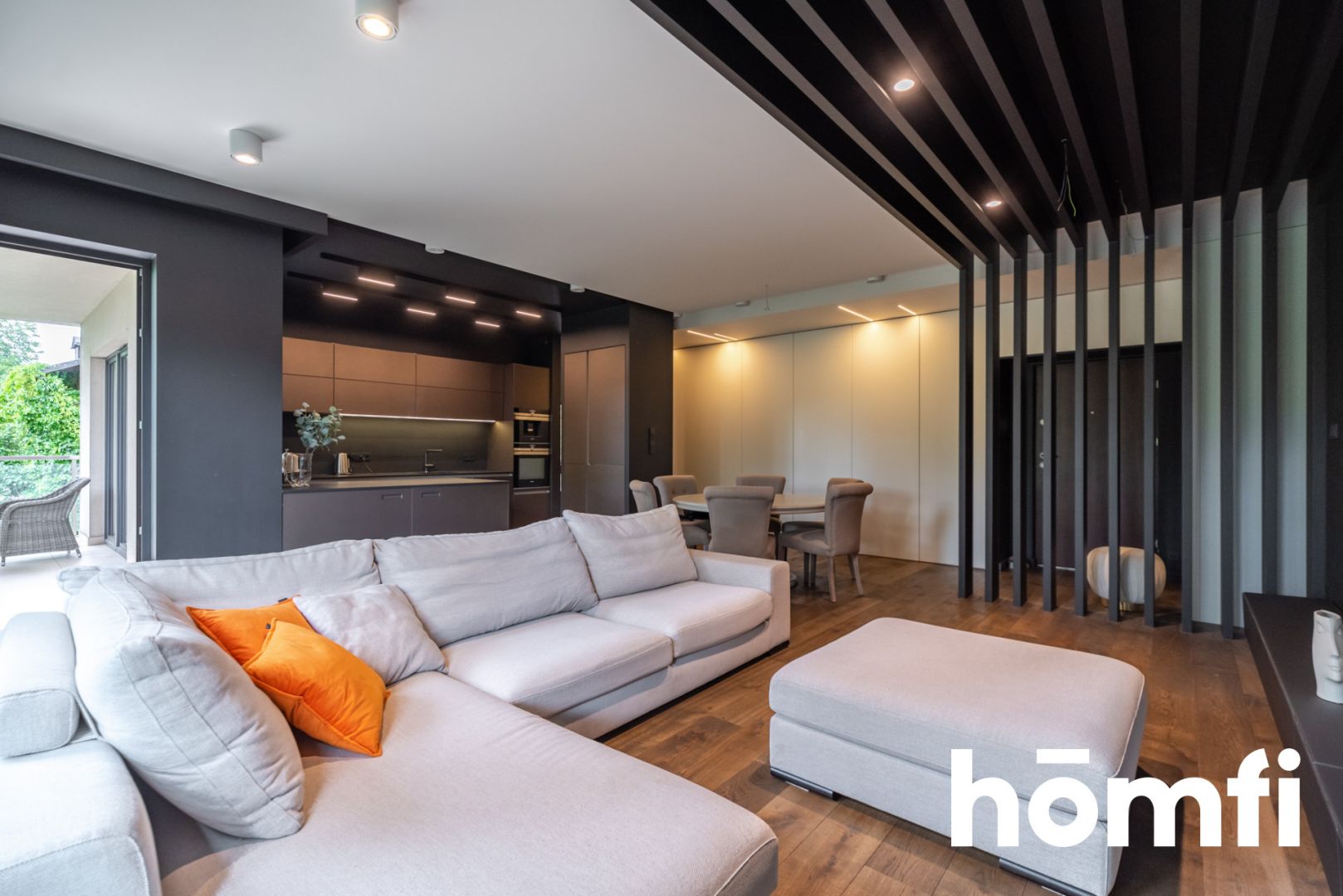 Exclusive and spacious apartment with 3 rooms and underground garage - Apartment - Rent - Radom, Zamłynie