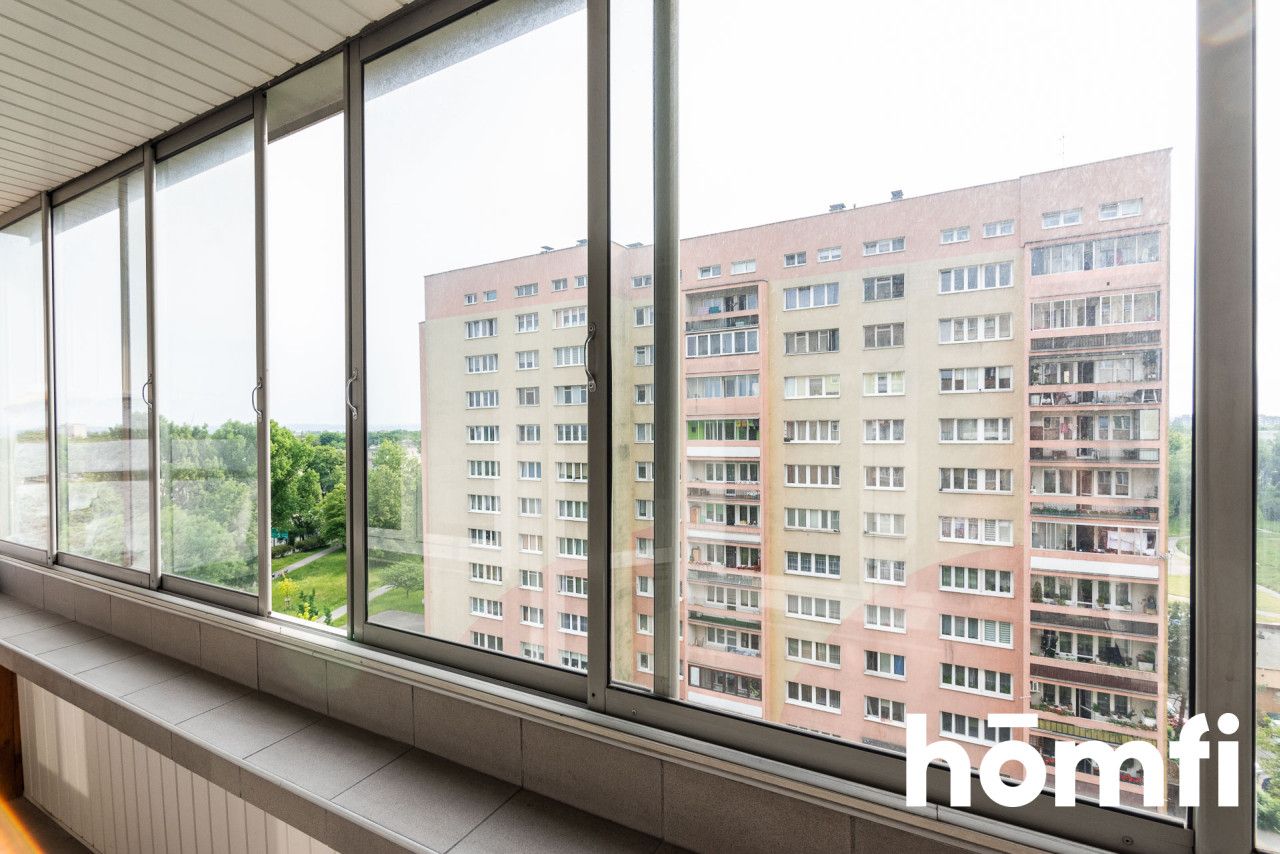 3-pokoje z oddzielną kuchnią, loggią i piwnicą - Mieszkanie - Sprzedaż - Kraków, Nowa Huta / Bieńczyce