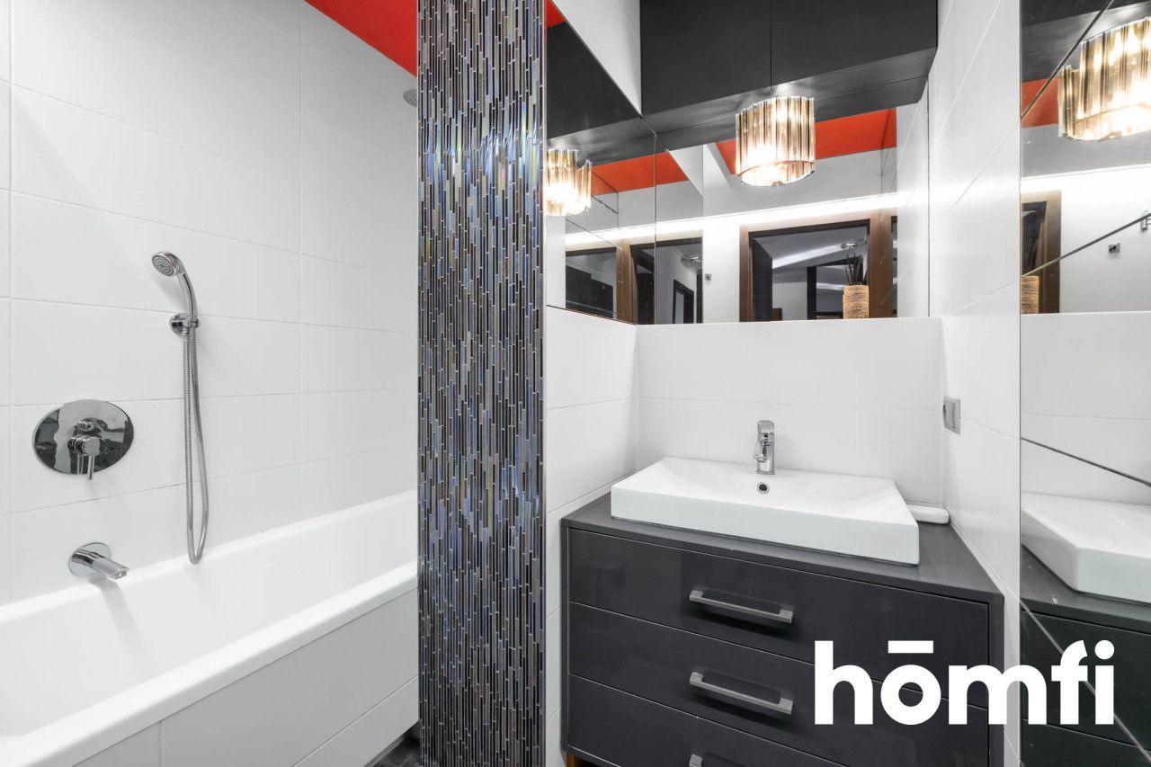 SPACIOUS 3-ROOM FLAT UL. RÓŻANA - Apartment - Sale - Lublin, Czuby