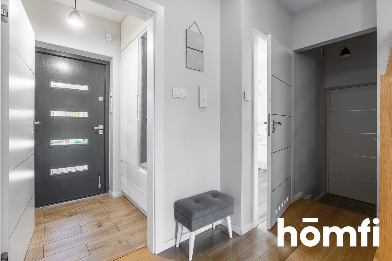 DOM W ZABUDOWIE SZEREGOWEJ O POW. 220 M² Z GARAŻEM I OGRÓDKIEM - Dom - Sprzedaż - Rzeszów, Wilkowyja