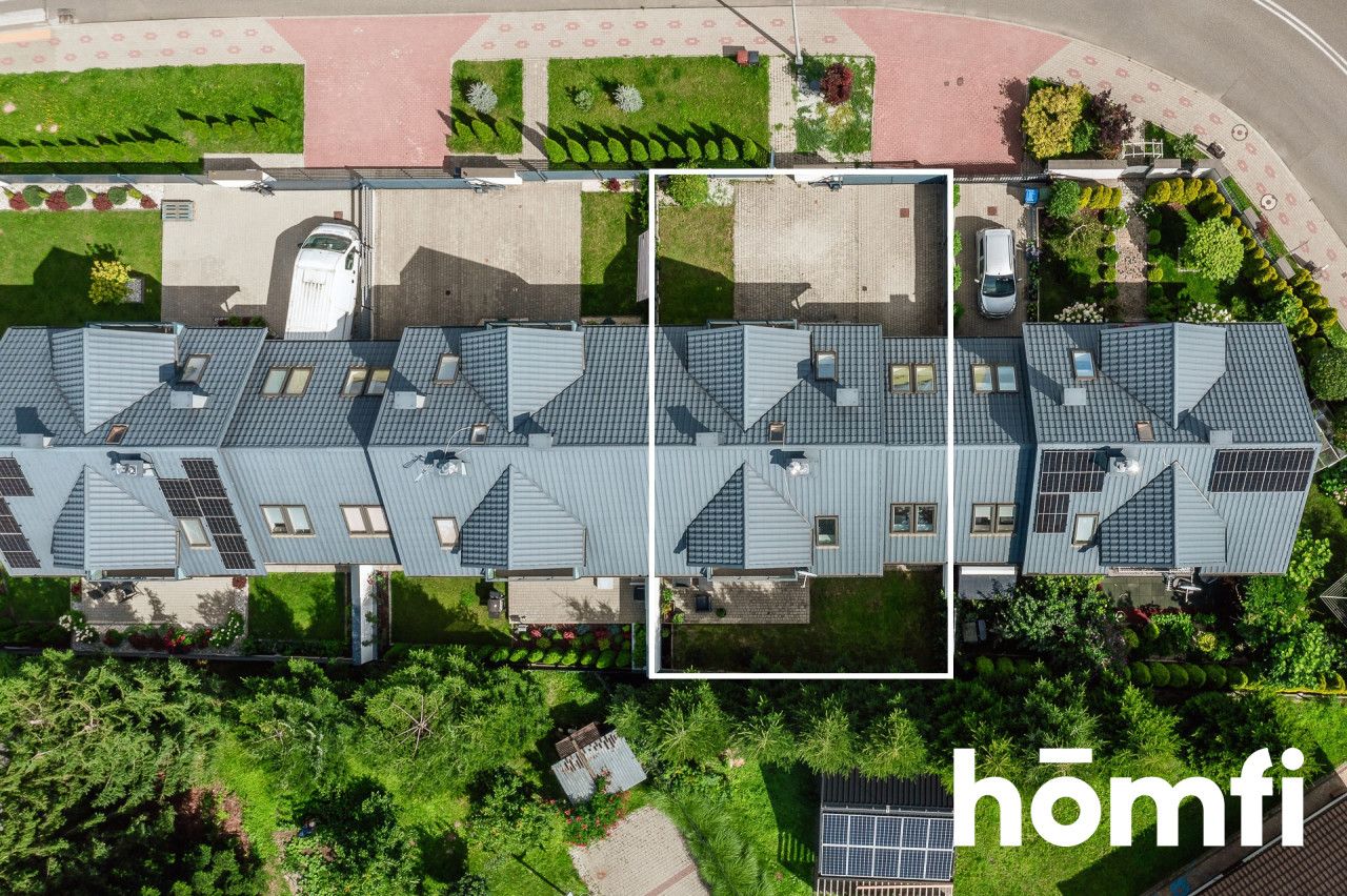 DOM W ZABUDOWIE SZEREGOWEJ O POW. 220 M² Z GARAŻEM I OGRÓDKIEM - Dom - Sprzedaż - Rzeszów, Wilkowyja