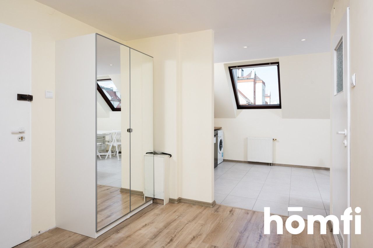 Dwa pokoje z oddzielną kuchnią, balkonem i piwnicą - Mieszkanie - Sprzedaż - Kraków, Podgórze / Kurdwanów