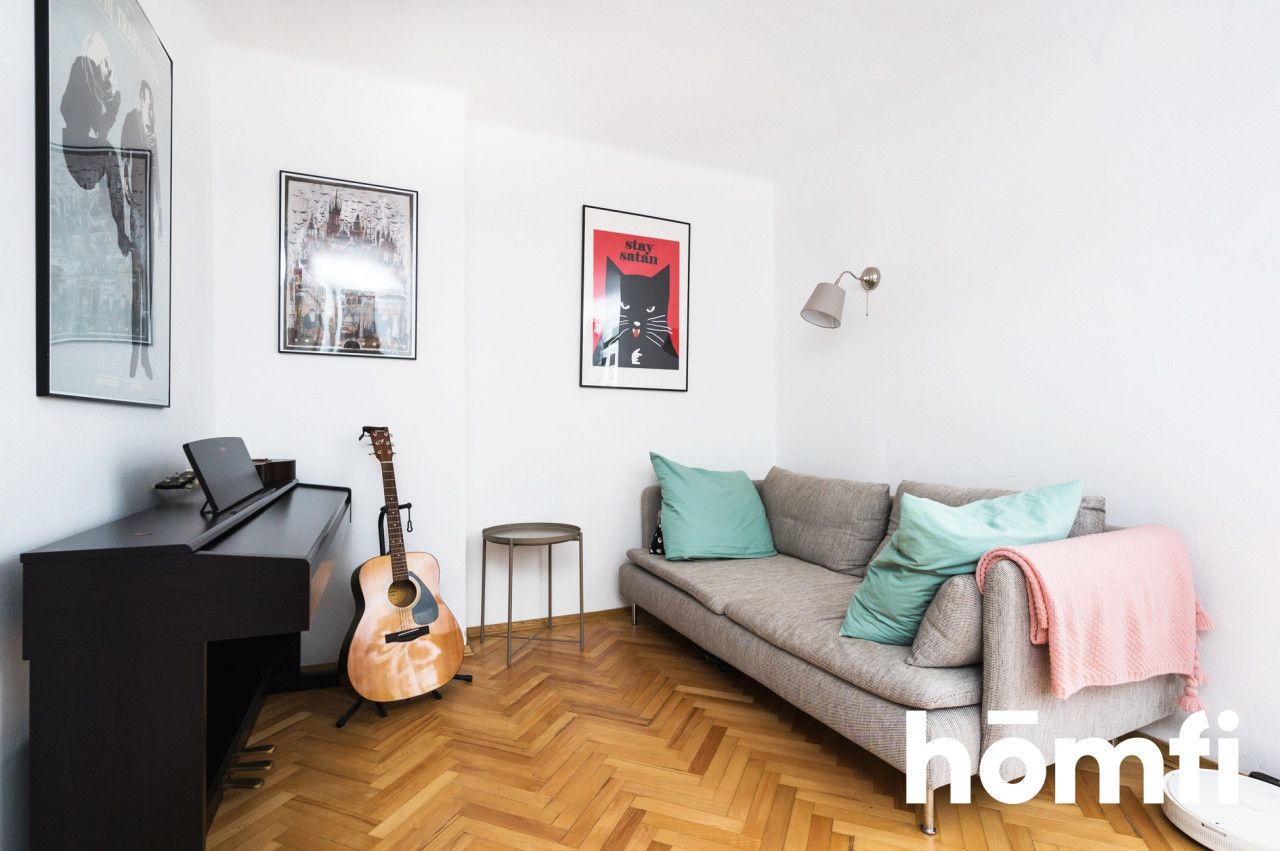 Very bright and cozy apartment for sale at Kącik st. - Zabłocie. City heating, basement, balcony, 47sqm - Apartment - Sale - Kraków, Zabłocie